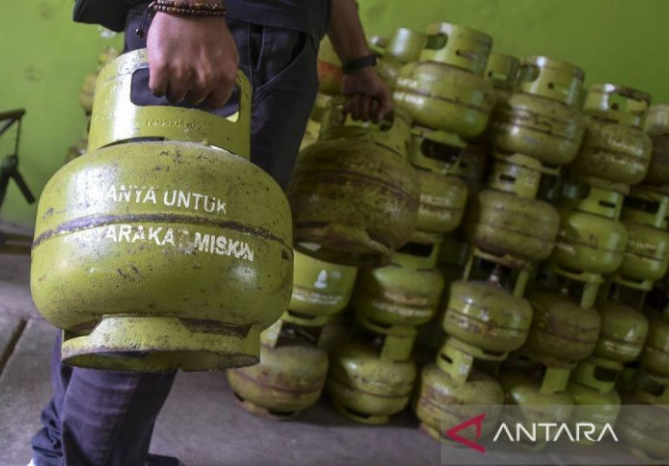 Bahlil Janji Bikin Aturan Main Pembelian Gas Elpiji 3 Kg untuk UMKM