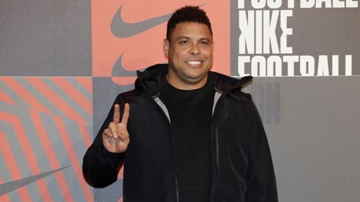 Ronaldo Luis Nazario de Lima Panaskan Spekulasi Neymar ke Madrid