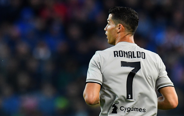 Jadi Pemain Terbaik Dunia, Ronaldo Berutang ke Legenda MU