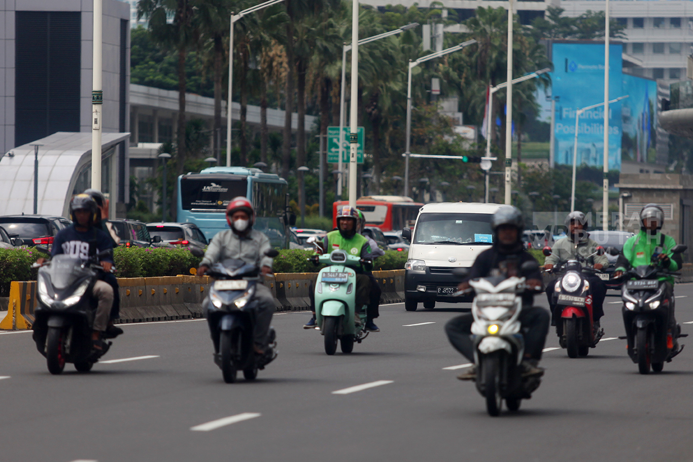 DPR Gerak Cepat Rencanakan Bikin RUU Transportasi Online, Akomodir Tuntutan Pengemudi Ojol