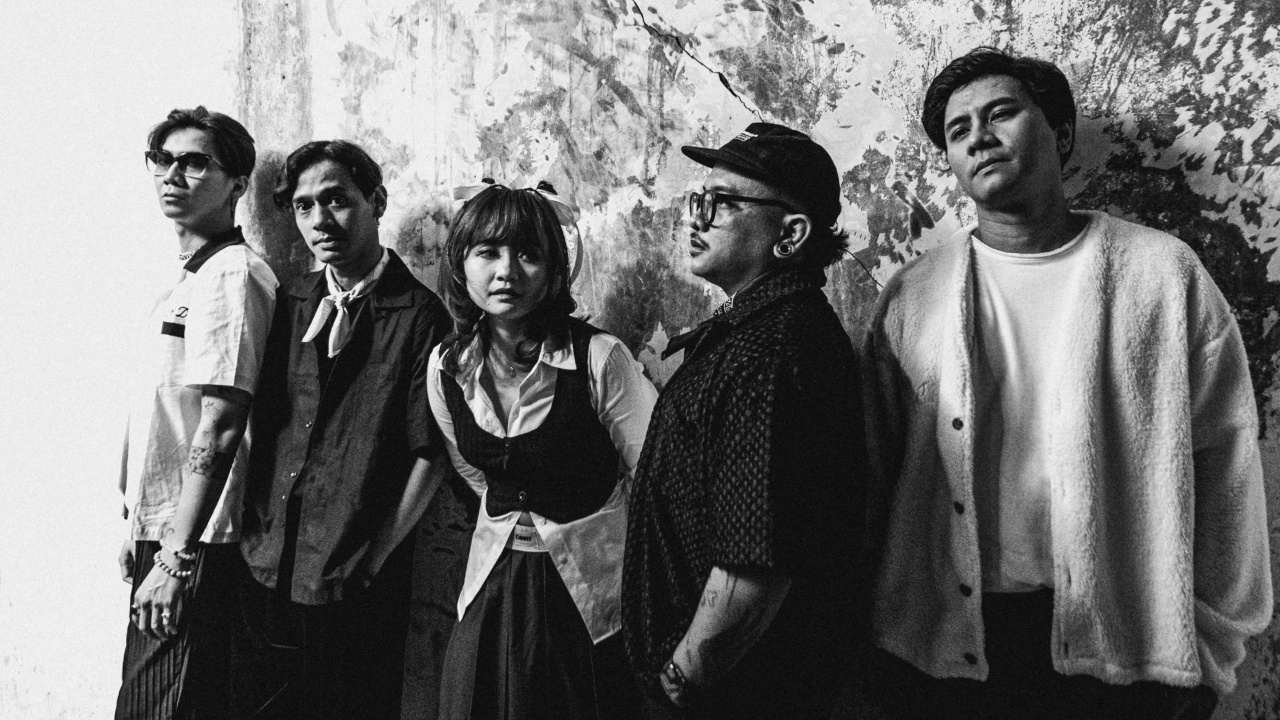 Lirik Lagu 'Asing', Trek Utama dari Album Terbaru Stereowall