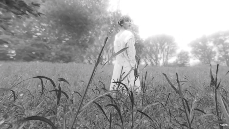 Taylor Swift Rilis Alternatif Lagu ‘The Lakes’