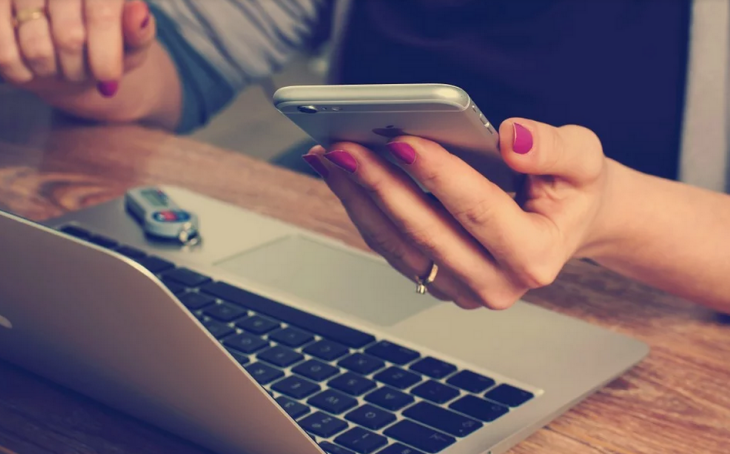 Berbagai upaya terus dilakukan untuk menerapkan 5G di Indonesia (Foto: Pixabay/FirmBee)