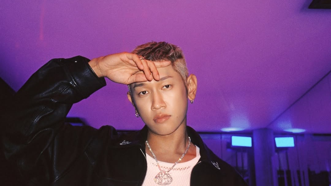 Lirik Lagu 'UP ALL NITE' dari Crush, Baru Saja Rilis Album Bertajuk FANG