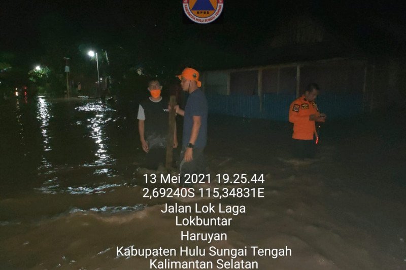 Ratusan Keluarga Kalsel Berlebaran di Tengah Banjir