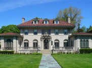 Dijual, Perabotan Motown Mansion
