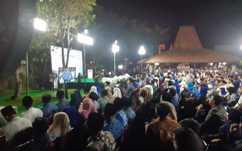 Sejumlah kader Partai Demokrat hadiri malam kontemplasi di Puri Cikeas Bogor
