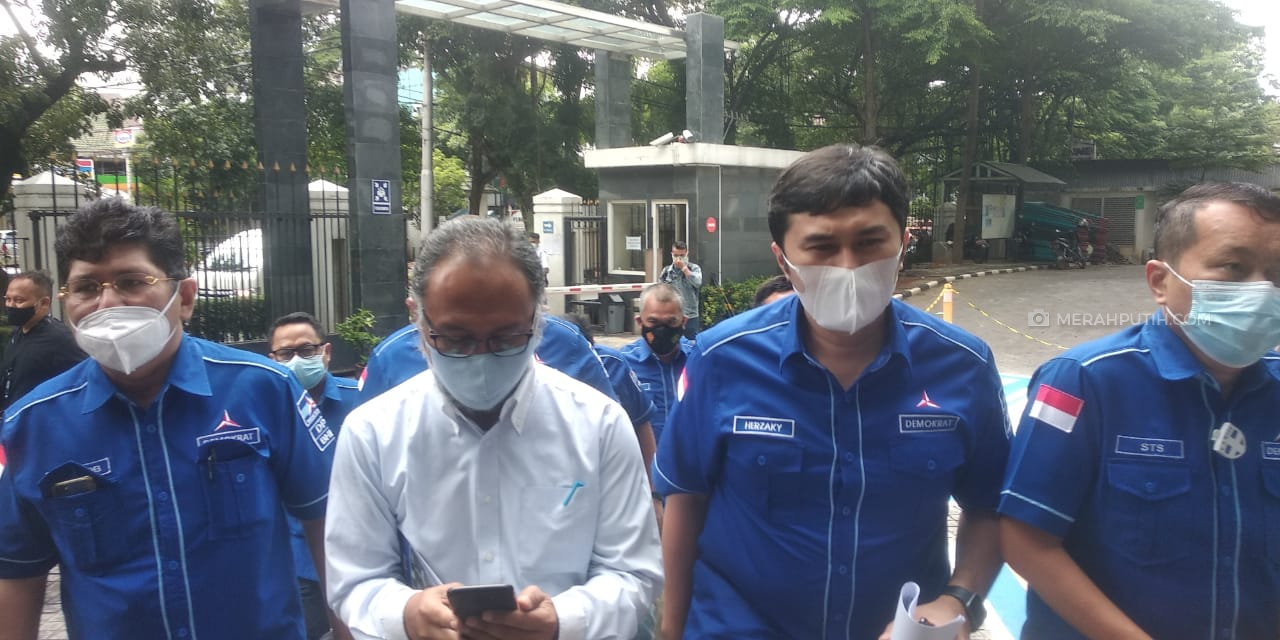 BW Soal Kisruh Partai Demokrat: Demokratisasi Diluluhlantahkan
