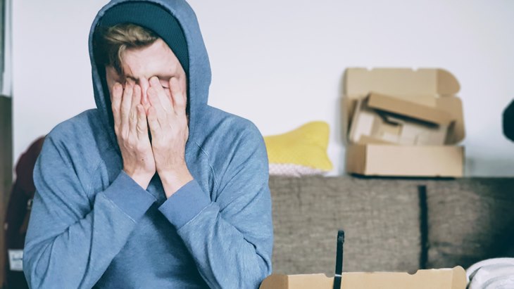 Hidup Kamu Berantakan? Tulis Ulang Kisahnya dengan 7 Pertanyaan Ini