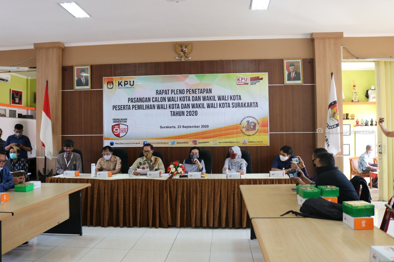 Gibran-Teguh dan Bajo Harus Membuka Rekening Khusus Dana Kampanye