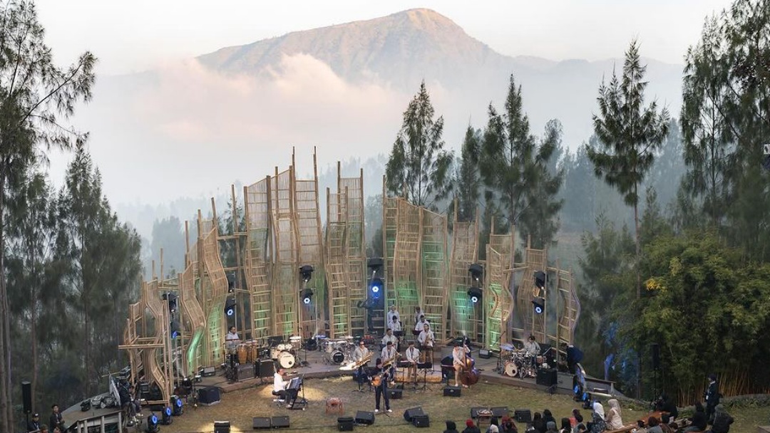 BPBD Banyumas Larang Aktivitas Wisata 3 KM dari Puncak Gunung Slamet