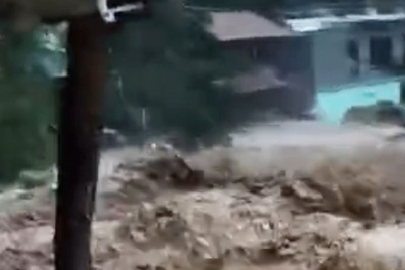 Tidak Ada Korban Jiwa dalam Banjir Bandang di Kabupaten Karawang