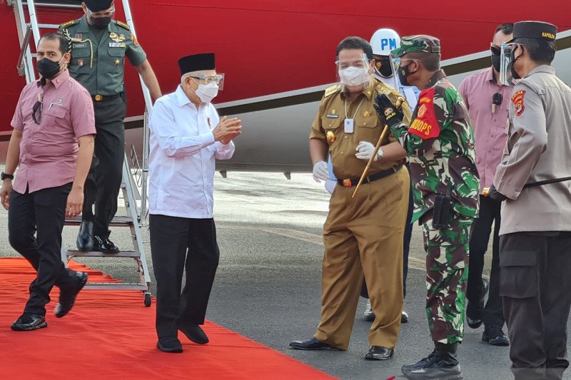 Wakil Presiden Ma'ruf Amin melakukan kunjungan kerja ke Provinsi Lampung untuk meninjau vaksinasi dan pembangunan Bendungan Way Sekampung, Senin (22/3/2021). (Asdep KIP Setwapres)