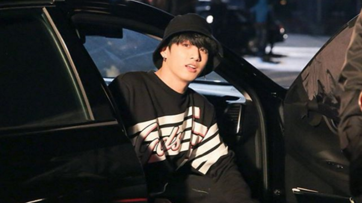 Jungkook BTS Berikan Kado Natal Spesial untuk Para Penggemarnya 
