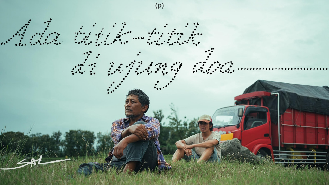 Sal Priadi Rilis Video Musik 'Ada Titik-Titik di Ujung Doa', Angkat Kisah Rindu Seorang Ayah