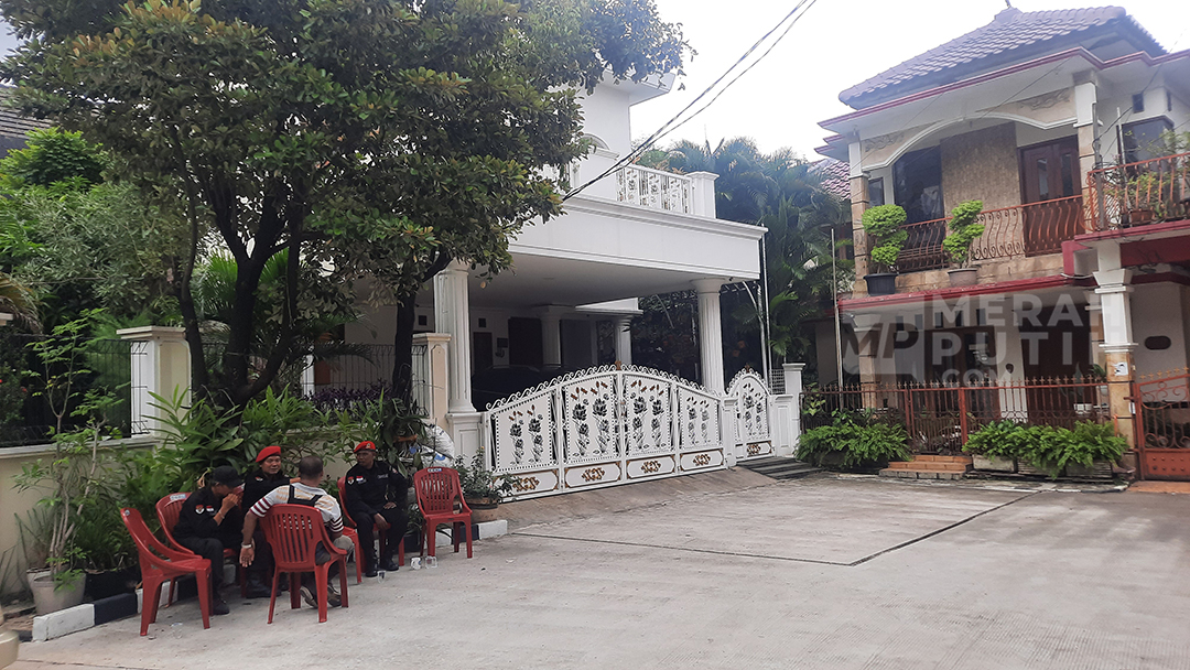 Sekjen PDIP Hasto Kristiyanto Ditetapkan Tersangka oleh KPK, Rumahnya Sepi