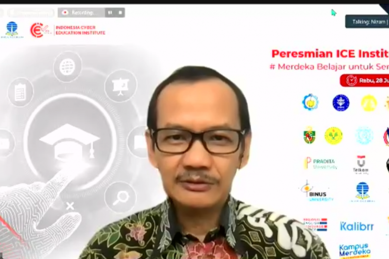 Direktur Jenderal Pendidikan Tinggi Kemendikbudristek, Prof Nizam, dalam peresmian ICE Institute yang dipantau di Jakarta, Rabu (28/7/2021). (ANTARA/Indriani)