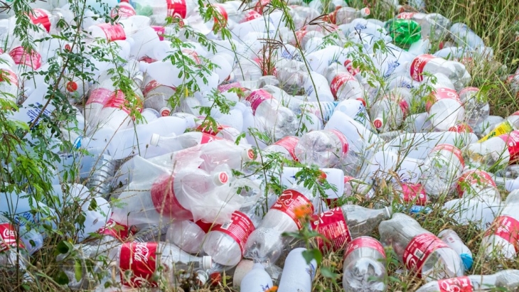 Coca-Cola, Pepsi dan Nestlé Tetap 3 Besar Penyumbang Sampah Plastik Dunia