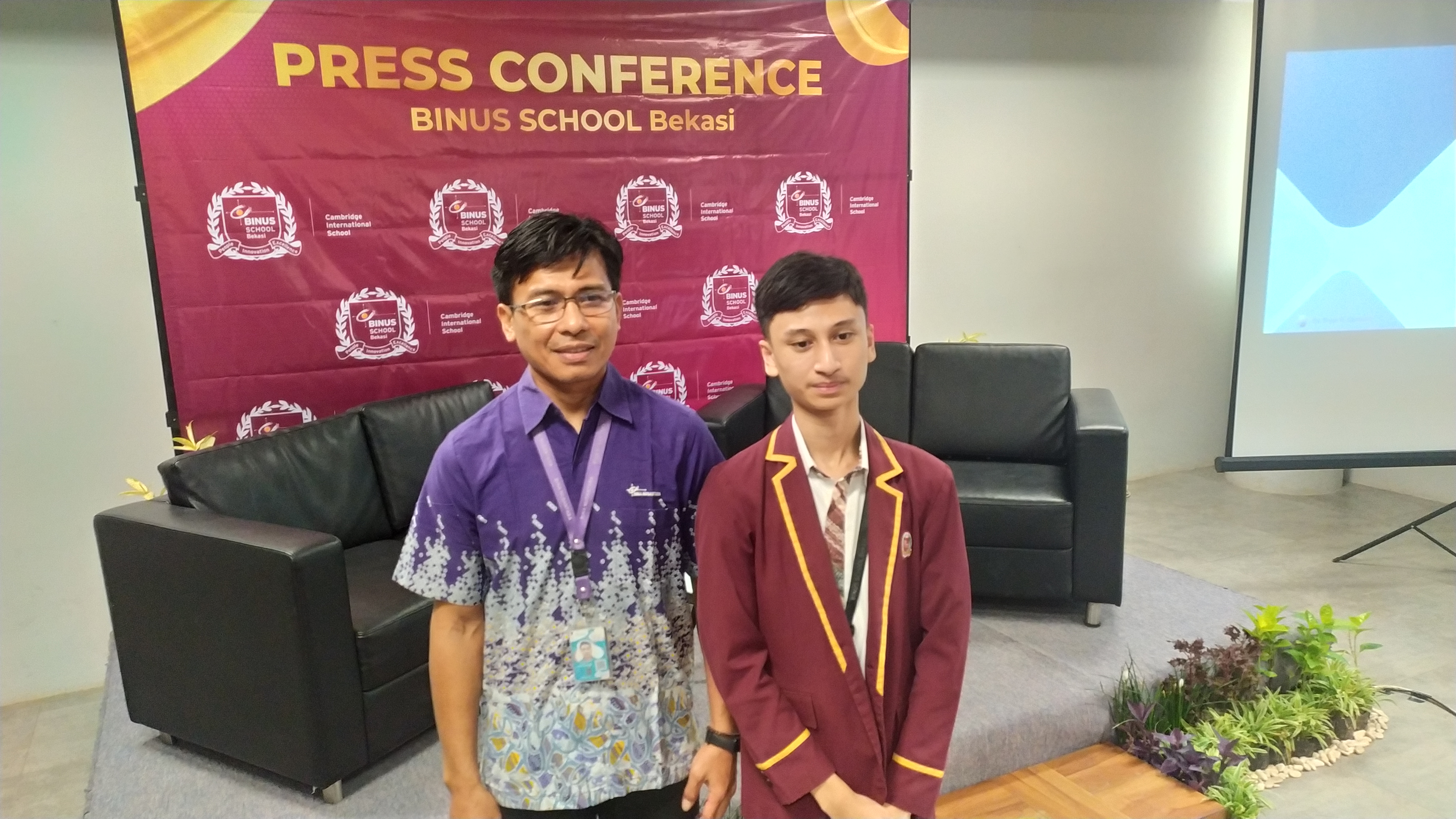 Siswa Binus School Ini Berhasil Rakit Solar Panel
