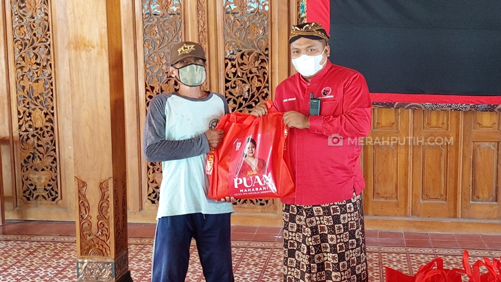 Puan Tak Ikut Bagi Beras Bergambar Dirinya di Dapil 5 Jateng