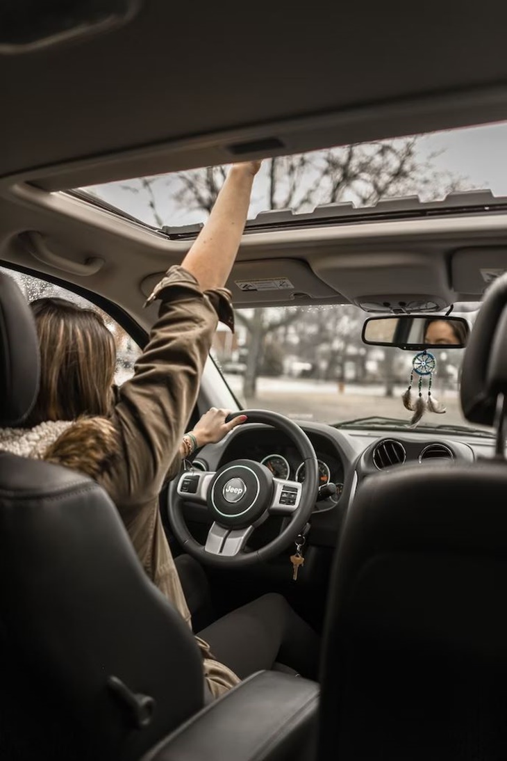 Tips Merawat Sunroof Biar Nyaman Ketika Digunakan