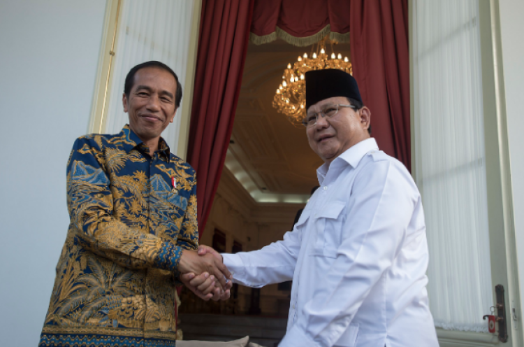 Prabowo Bilang BUMN Bangkrut, Jokowi: Bicara Pakai Data