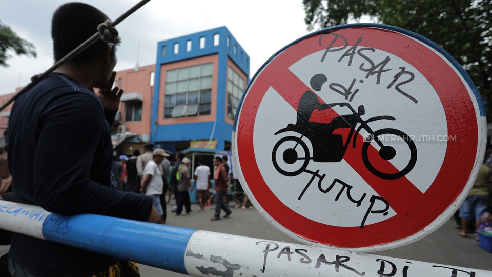 Menolak Kebijakan Baru, Pedagang Pasar Induk Tanah Tinggi Mogok Dagang