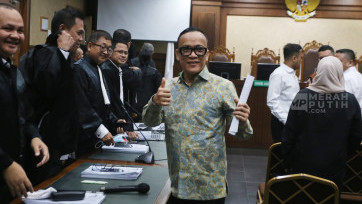 Mantan Wamenaker Immanuel Ebenezer Jalani Sidang Pembacaan Dakwaan di PN Tipikor Jakarta