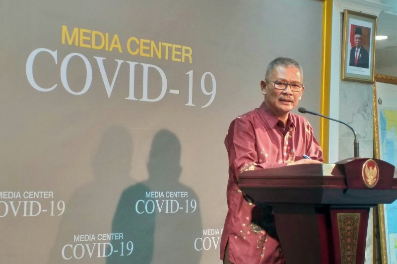 Juru Bicara Pemerintah untuk Penanganan COVID-19 Achmad Yurianto, di Kompleks Istana Kepresidenan, Jakarta, Rabu (11/3/2020). (FOTO ANTARA/Indra Arief)