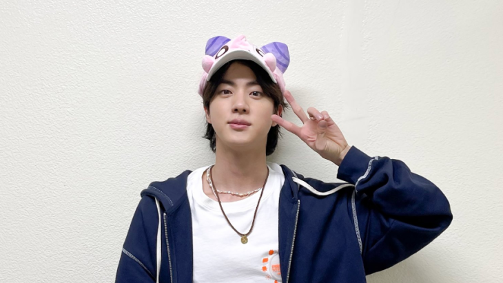 Jin BTS Kelar Wamil, Gelar Festa 2024 dengan Membagikan Pelukan
