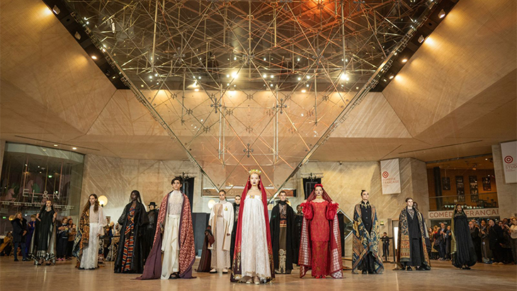 ‘Borobudur’ dan ‘Selimut Nusantara’ di Acara L'Indonésie au Carrousel du Louvre Memukau Publik di Paris