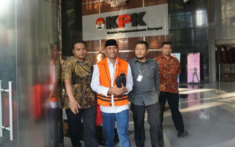KPK Geledah Kantor Bupati Kudus