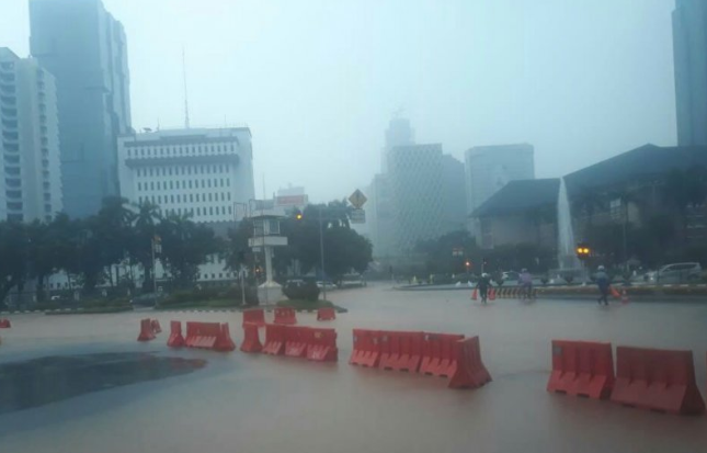 Curah Hujan Tinggi, 1.091 Warga Jakarta Mengungsi