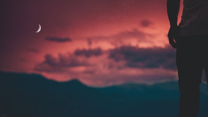 Ingat, omongan positif ke diri sendiri bisa megnhasilkan outcome yang positif. (Foto unsplash/Ryan Holloway) 