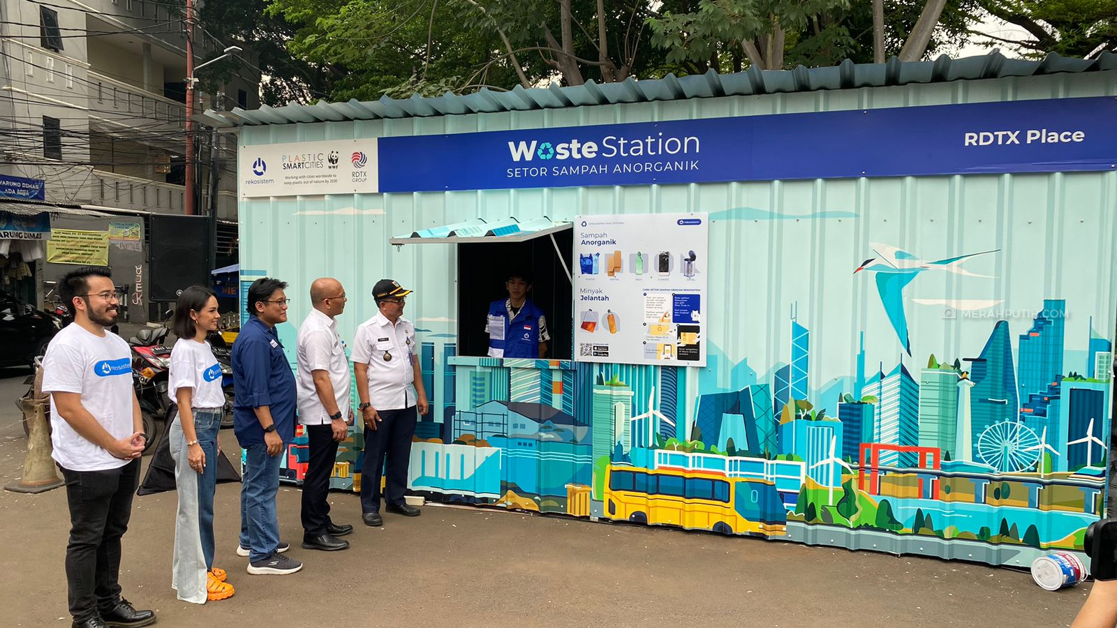 waste station
