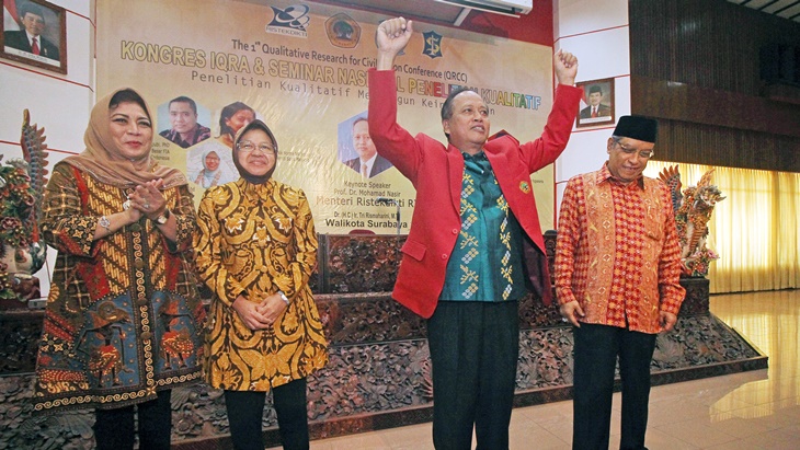 Menristekdikti Bagikan Laptop Mahasiswa Yogyakarta 