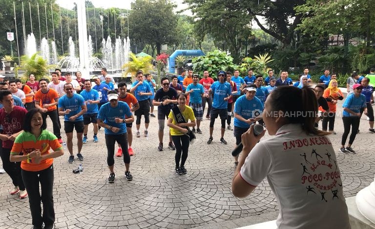 Abang None Ikut Kampanyekan Rekor Dunia Poco Poco Saat Pembukaan Asian Games