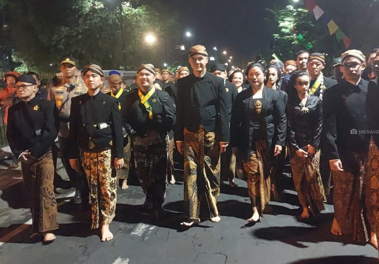 Tradisi Malam Suro, Kenapa Bareng Dengan 1 Muharram, Adalah Mitos Dibaliknya?