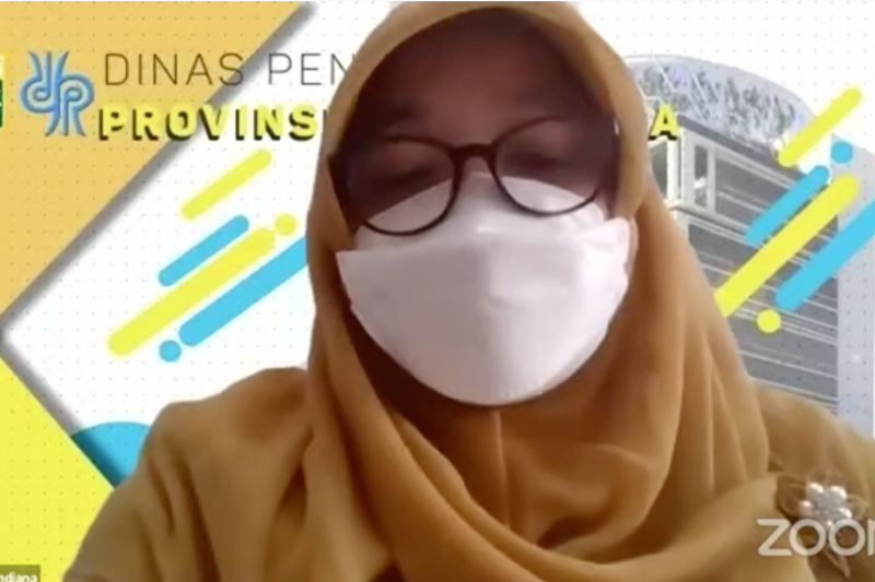 Kepala Dinas Pendidikan DKI Jakarta Nahdiana di Jakarta, Kamis (8/4/2020). ANTARA/Indriani.