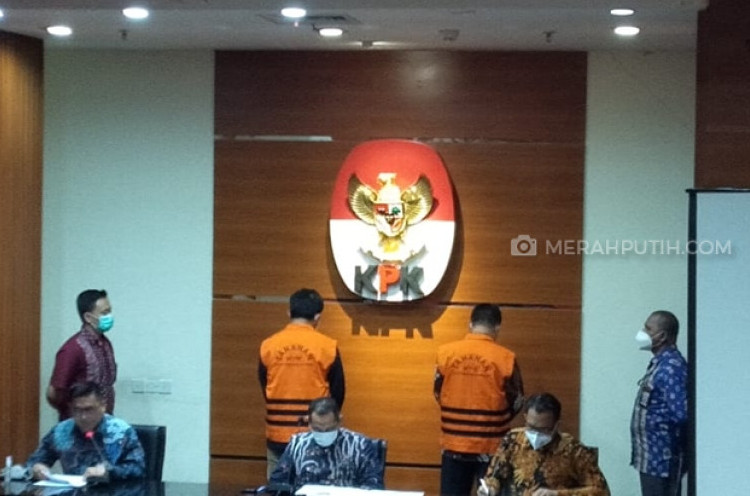 KPK Periksa Bupati Bandung Barat Nonaktif Terkait Kasus Korupsi Bansos COVID-19