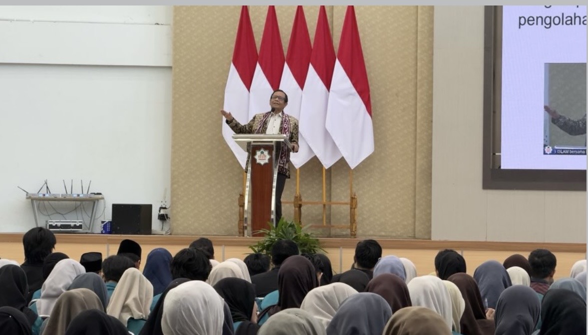 Aparat Hukum Diduga Korupsi, Mahfud Dorong Pembenahan Menyeluruh Sistem Hukum