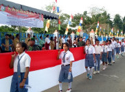 Bendera Merah Putih Sepanjang 72 Meter Berkibar