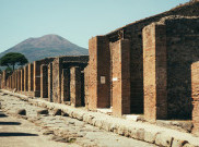 Arkeolog Temukan Bukti Penyintas Letusan Gunung Vesuvius Kembali Tinggal di Reruntuhan Pompeii