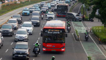 Penambahan 200 Armada Bus Listrik Transjakarta Secara Bertahap pada Tahun 2025 