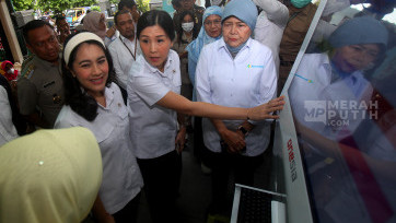 Wamen PPPA dan Wamen Dukbangga Tinjau Peluncuran Cek Kesehatan Gratis (CKG) di Puskesmas Kebayoran Baru