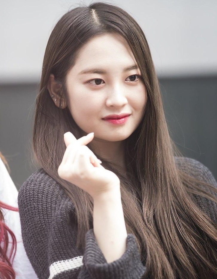 MOMOLAND