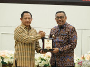 Jokowi Tunjuk Tito Plt Menko Polhukam