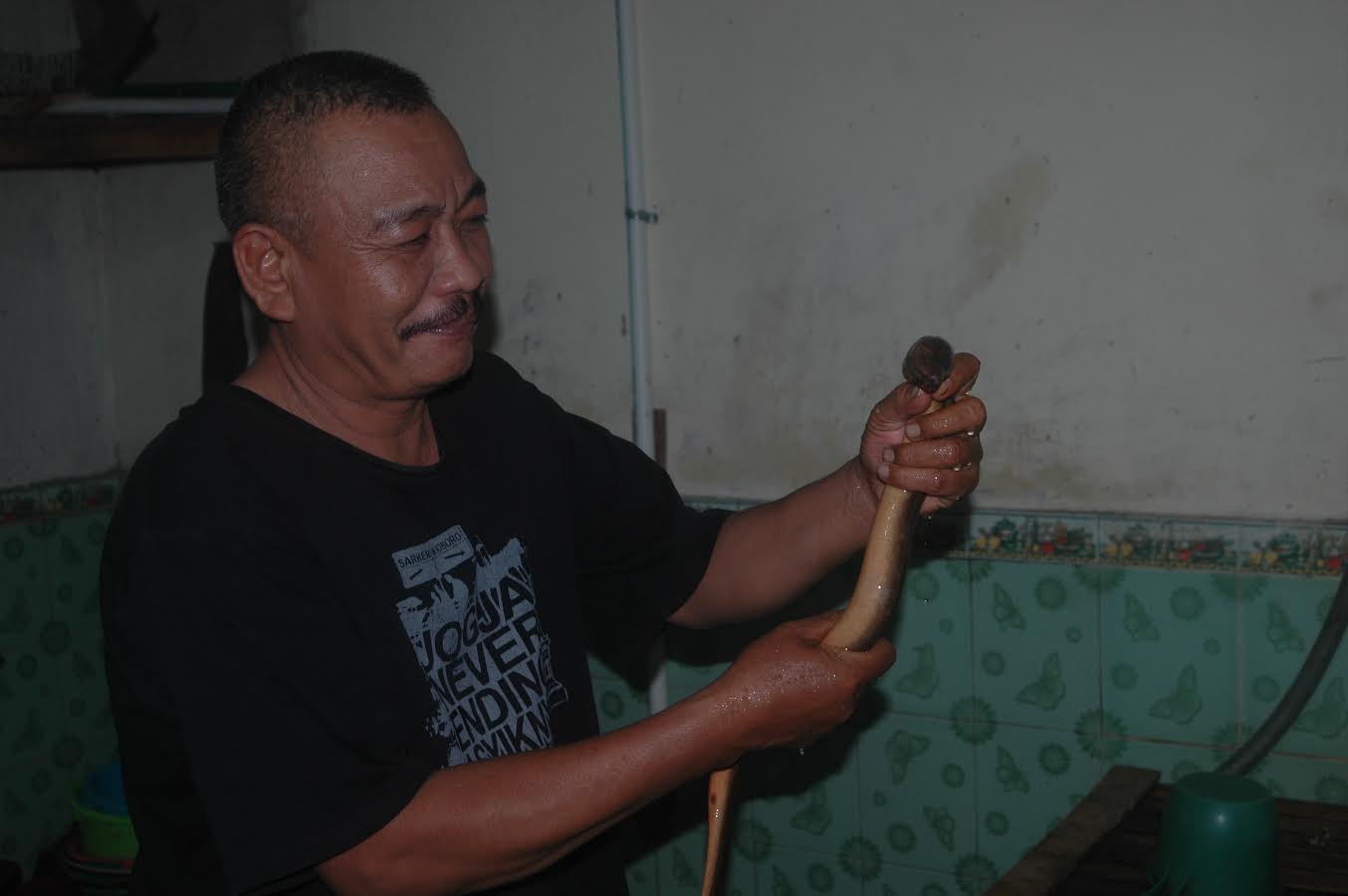 Sambal Belut Pak Sabar (MP/Fredy Wansyah)