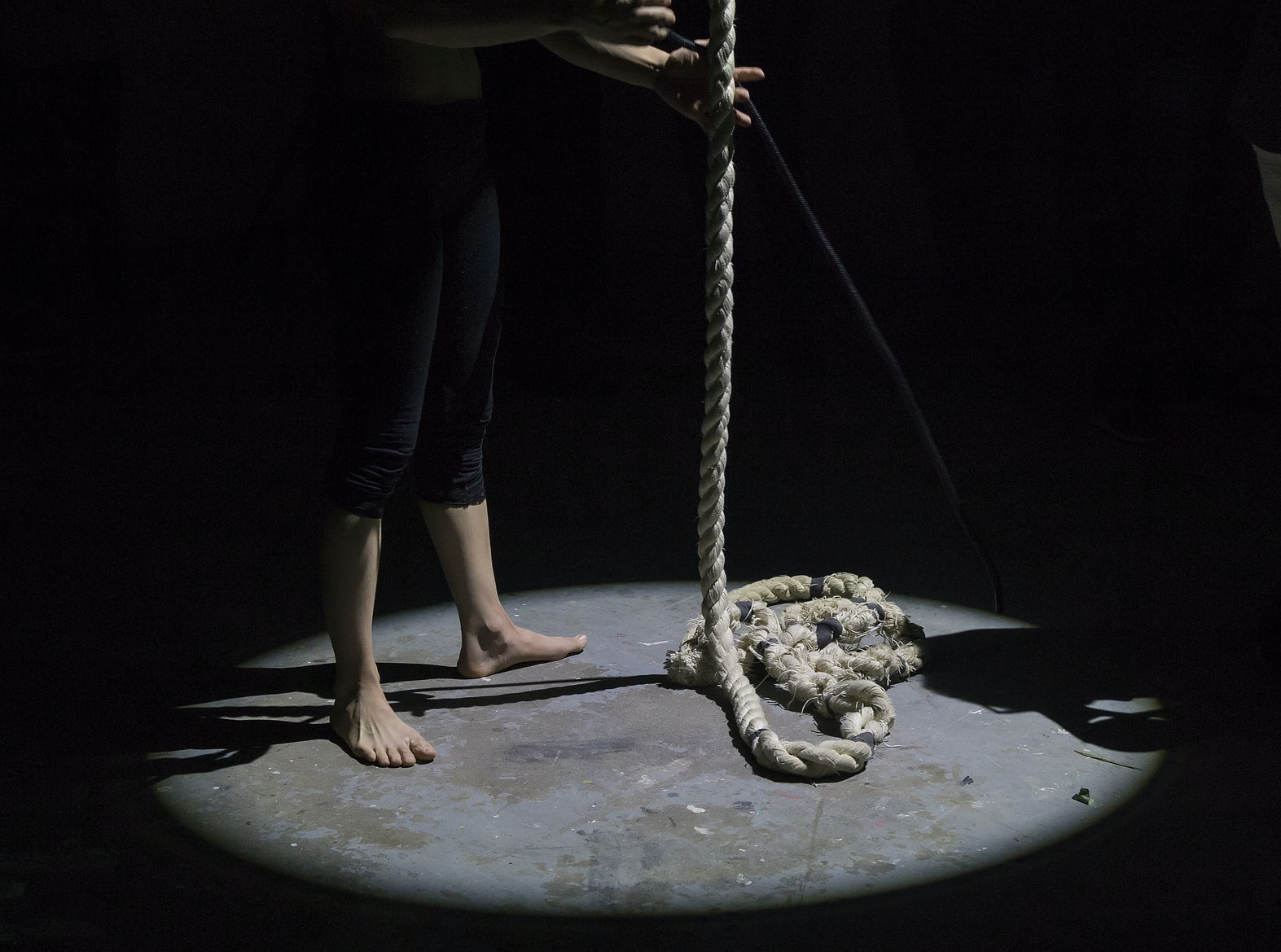 Ada lebih dari 800,000 kematian tiap tahun di seluruh dunia. (Foto Unsplash/Eva Blue)