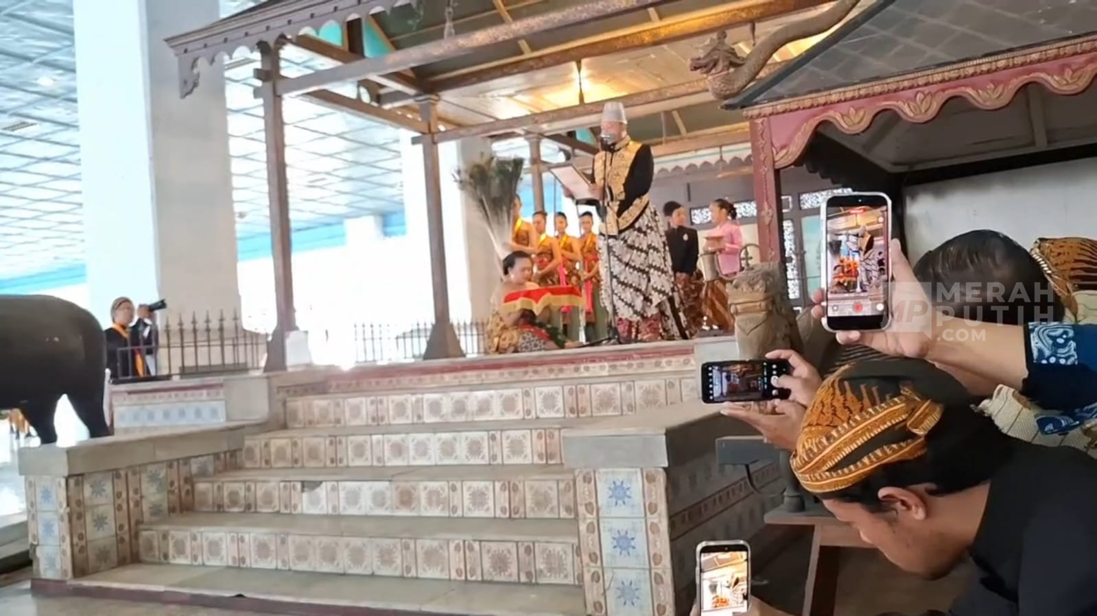 PB XIV Hangabehi Kukuhkan Penerus PB XIII, Konflik Keraton Solo Makin Rumit